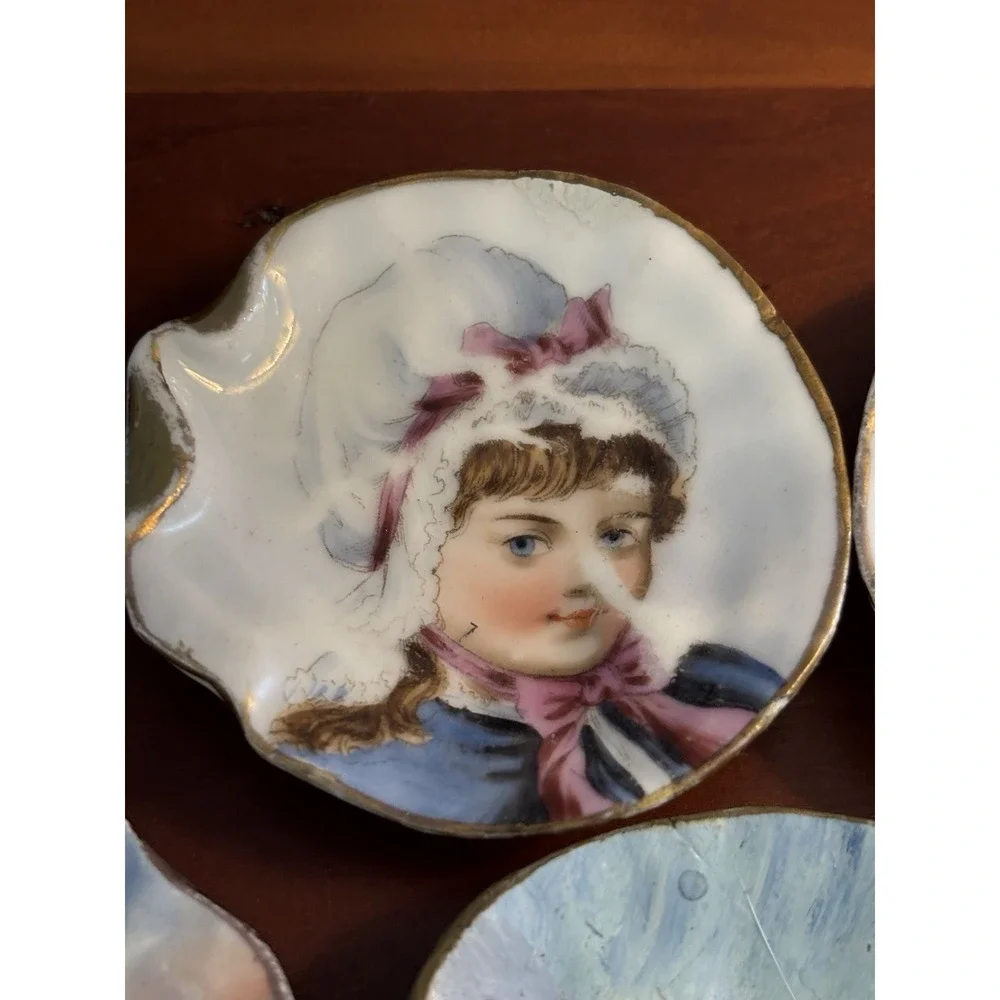 Heubach Germany 1890s Pin Vanity Dishes Portrait Ladies And Landscapes Set Of 5‎